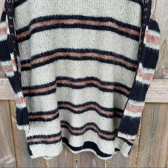 Free People Sid Striped Sweater Oversized Boatneck Eyelet Long Sleeve Tunic XS - Picture 4 of 10